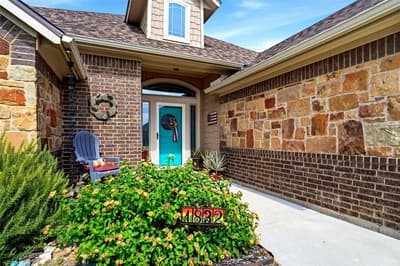 1832 Town Creek Circle, Weatherford TX 76086 - Photo 4