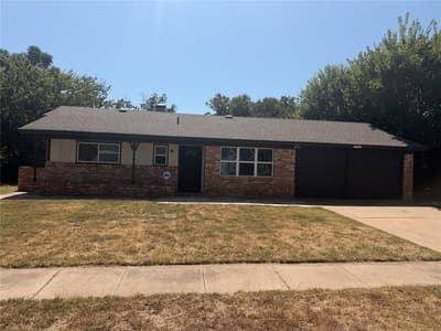 725 Willow Street, Hurst TX 76053