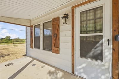 681 County Road 1102, Rio Vista TX 76093 - Photo 5