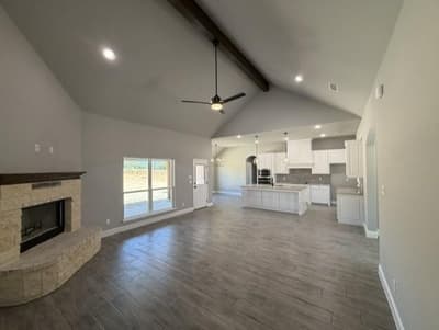 924 Eagles Way, Springtown TX 76082 - Photo 5