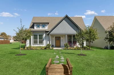 208 W 6th Street, Justin TX 76247