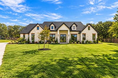5832 Grey Wolf Court, Fort Worth TX 76140