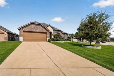 524 Longhorn Lane, Forney TX 75126 - Photo 2