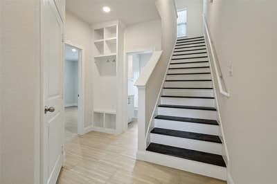 6430 Mason Court, Dallas TX 75227 - Photo 2