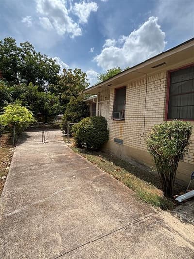 1520 Sutter Street, Dallas TX 75216 - Photo 3