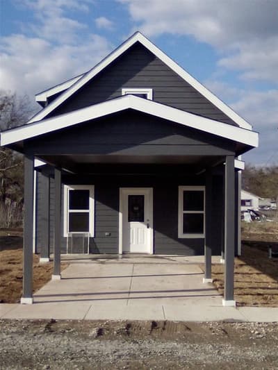 114 E Oak Street, Whitewright TX 75491