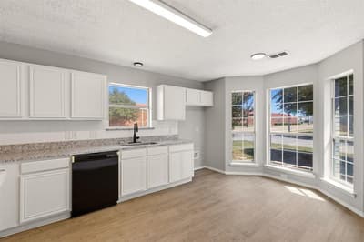 8195 Waterside Trail, Fort Worth TX 76137 - Photo 4