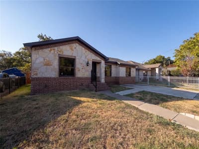 2810 Fordham Road, Dallas TX 75216 - Photo 2