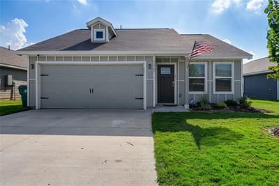 11707 Spraberry Way, Rhome TX 76078