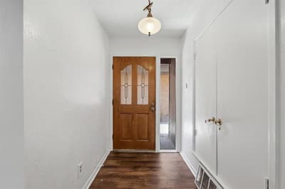 2202 Green Gate Drive, Arlington TX 76012 - Photo 3
