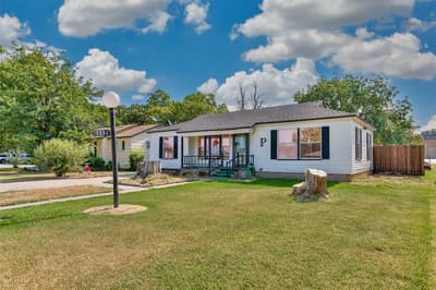 1206 N Morris Street, Gainesville TX 76240
