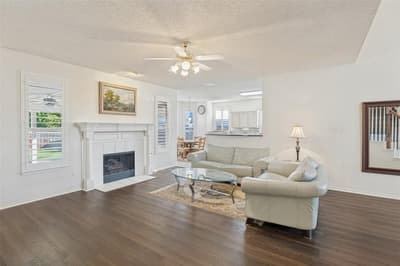 1381 Wentworth Drive, Lewisville TX 75067 - Photo 4