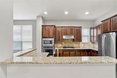 1136 Crest Meadow Drive, Fort Worth TX 76052 - Photo 5