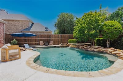7611 Sweetgum Drive, Irving TX 75063 - Photo 2