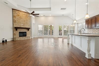 901 Colby Drive, Mansfield TX 76063 - Photo 4