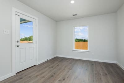 4704 Fillmore Drive, Greenville TX 75401 - Photo 4