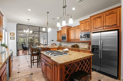 1552 Cypress Bend Drive, Cedar Hill TX 75104 - Photo 3