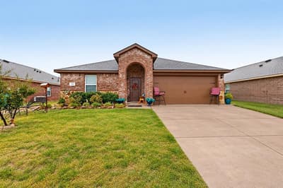 728 Meadow Creek Lane, Royse City TX 75189