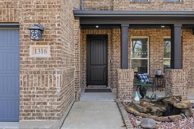 1316 Realoaks Drive, Fort Worth TX 76131