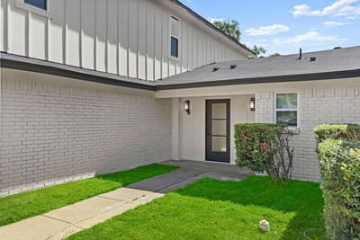 3409 Buckingham Drive, Arlington TX 76015 - Photo 2