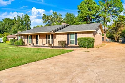 370 32nd Street NE, Paris TX 75460