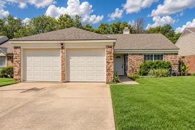 5522 Yaupon Drive, Arlington TX 76018
