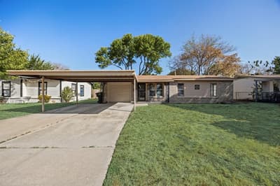 5533 Burton Avenue, Fort Worth TX 76119