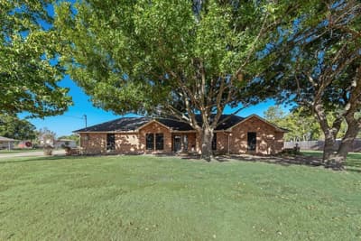 134 Deborde Circle, Red Oak TX 75154 - Photo 3