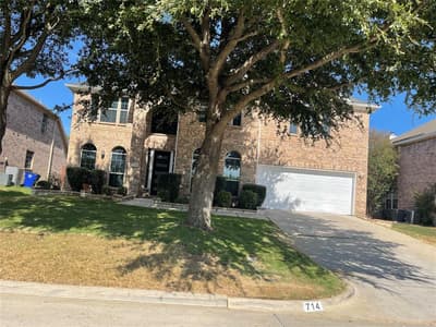 714 Crockett Drive, Mansfield TX 76063