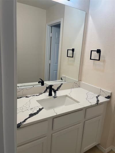 714 Crockett Drive, Mansfield TX 76063 - Photo 5
