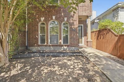 2407 Knight Street, Dallas TX 75219