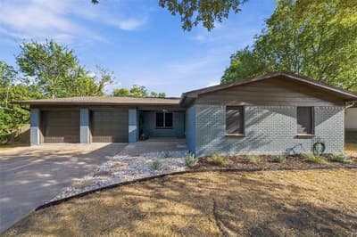 121 E Dawn Drive, Robinson TX 76706 - Photo 2