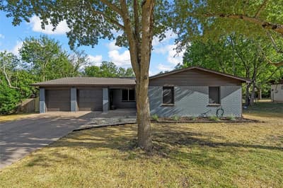 121 E Dawn Drive, Robinson TX 76706 - Photo 3