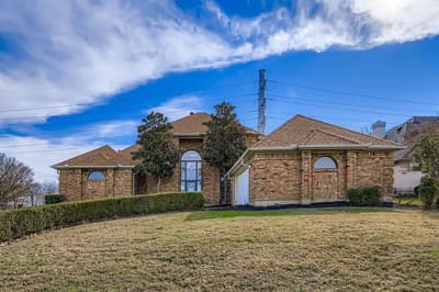2210 Club Creek Circle, Garland TX 75043