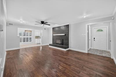 728 Douglas Street, Burleson TX 76028 - Photo 4