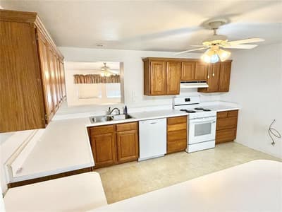 2414 Himes Street, Irving TX 75060 - Photo 5