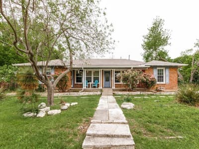 9520 Ash Creek Drive, Dallas TX 75228 - Photo 2