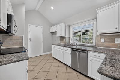 7520 Lake Arrowhead Drive, Fort Worth TX 76137 - Photo 5