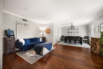 10945 Middle Knoll Drive, Dallas TX 75238 - Photo 3