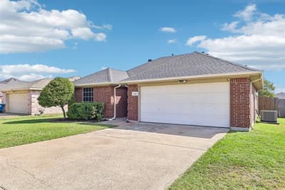 1504 Parrot Court, DeSoto TX 75115 - Photo 2