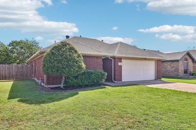 1504 Parrot Court, DeSoto TX 75115 - Photo 3