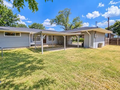 224 E 9th Street, Bonham TX 75418 - Photo 2