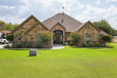 218 Hidden Creek Loop, Weatherford TX 76085 - Photo 2