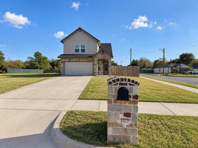 4800 Willie Street, Fort Worth TX 76105