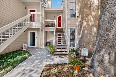 1909 Chasewood Circle # 112, Arlington TX 76011