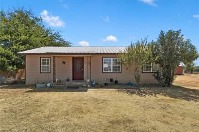 3370 County Road 303, Oglesby TX 76561 - Photo 2