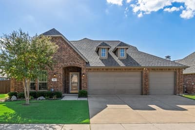495 Oak Hills Lane, Fate TX 75189