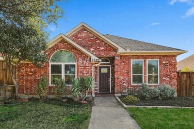 2540 Plumdale Drive, Carrollton TX 75006