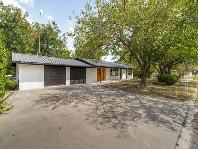 107 N Avenue P, Clifton TX 76634