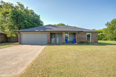 1225 Sandstone Drive, Cleburne TX 76033